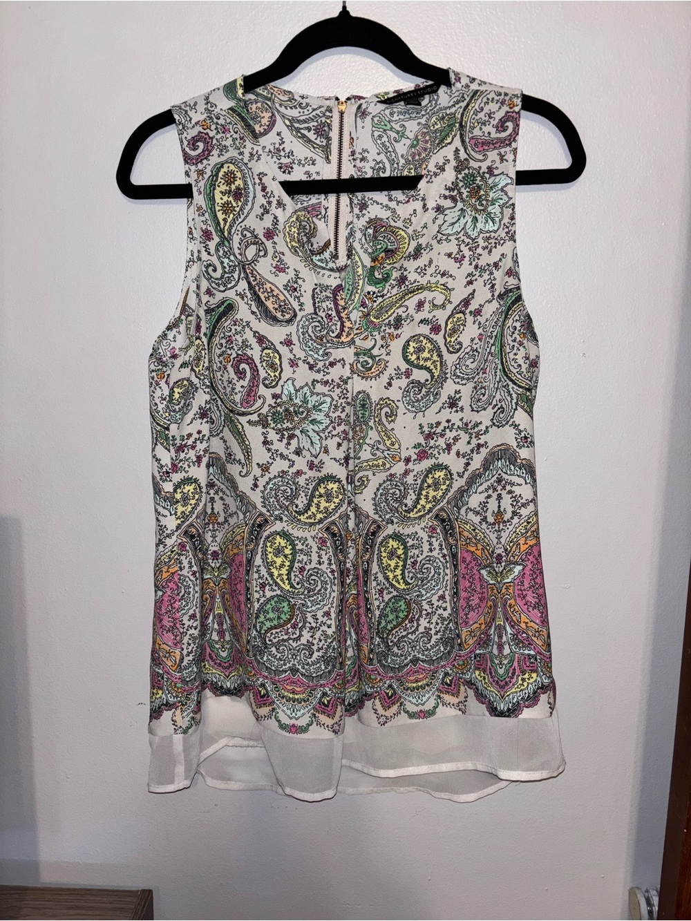 Signature Studio Paisley Sleeveless Camisole Blouse with Multicolor Print Size S